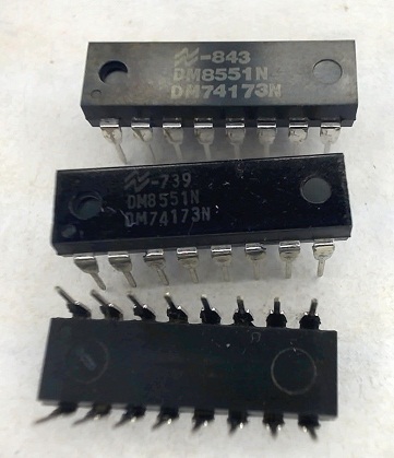 74173 DIP Quad D Flip-Flop With Three-State Outputs