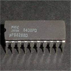 Intel 8288 Bus Controller – DIP