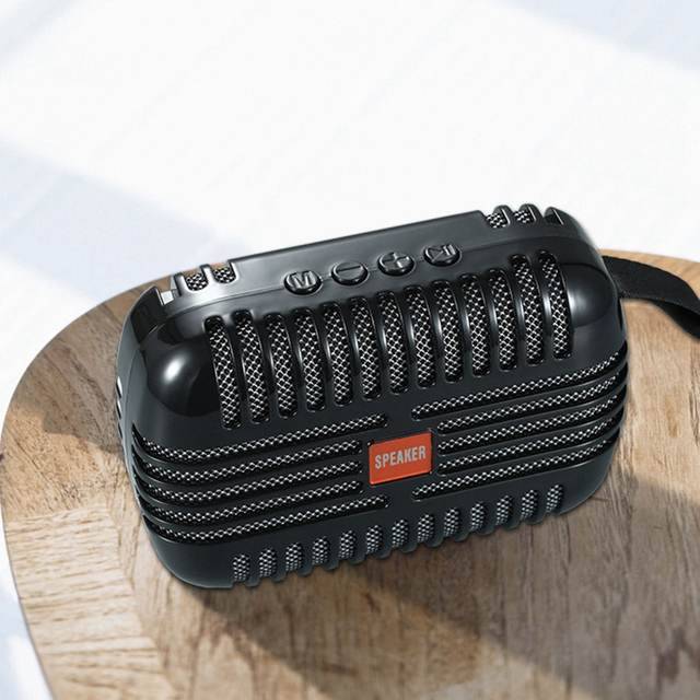 Wireless Portable Metal Bluetooth Speaker Metal USB AUX TF Card T18 - Black - Image 2