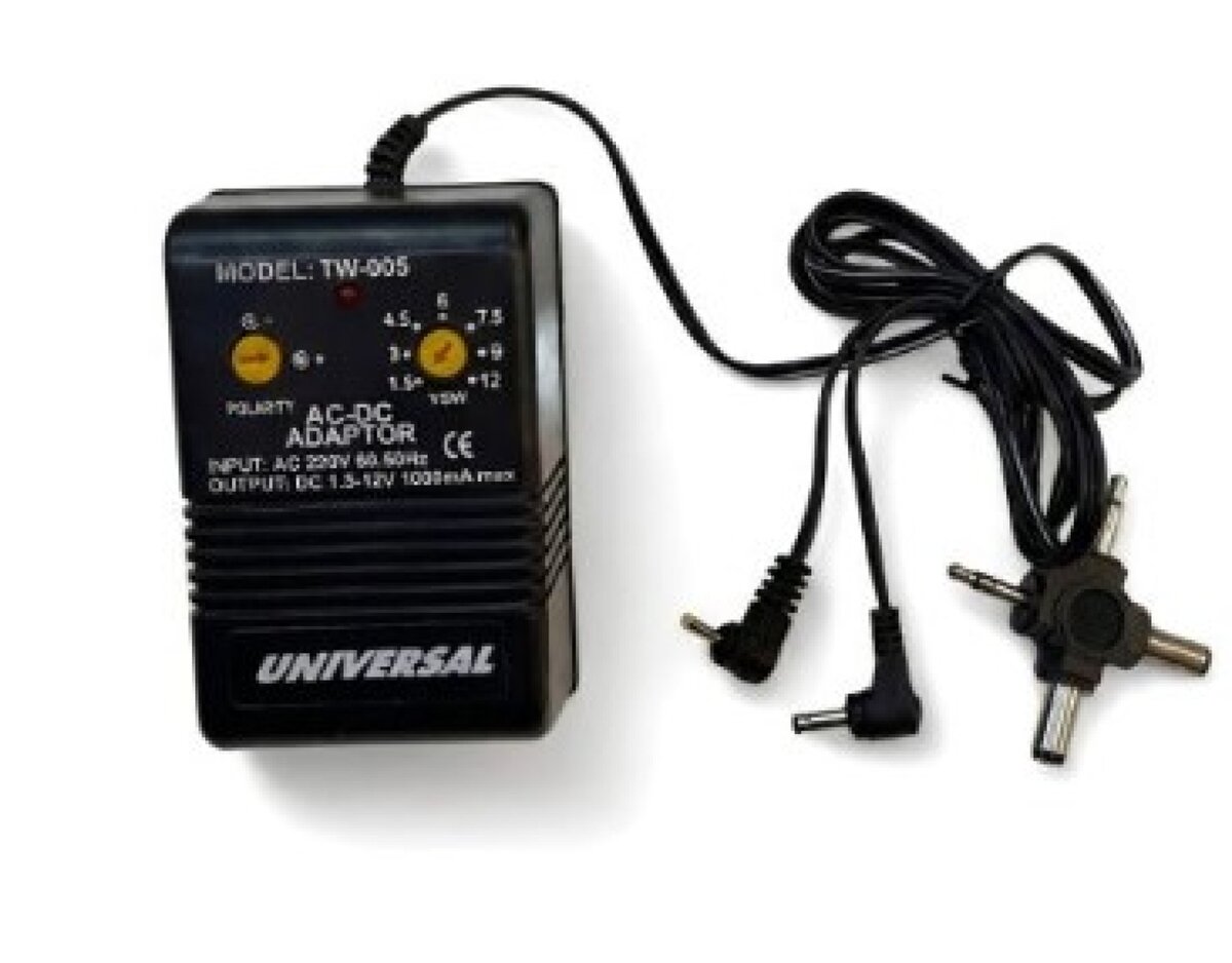 TW-005 Universal Adjustable Power Adapter 1.5-12V 1A
